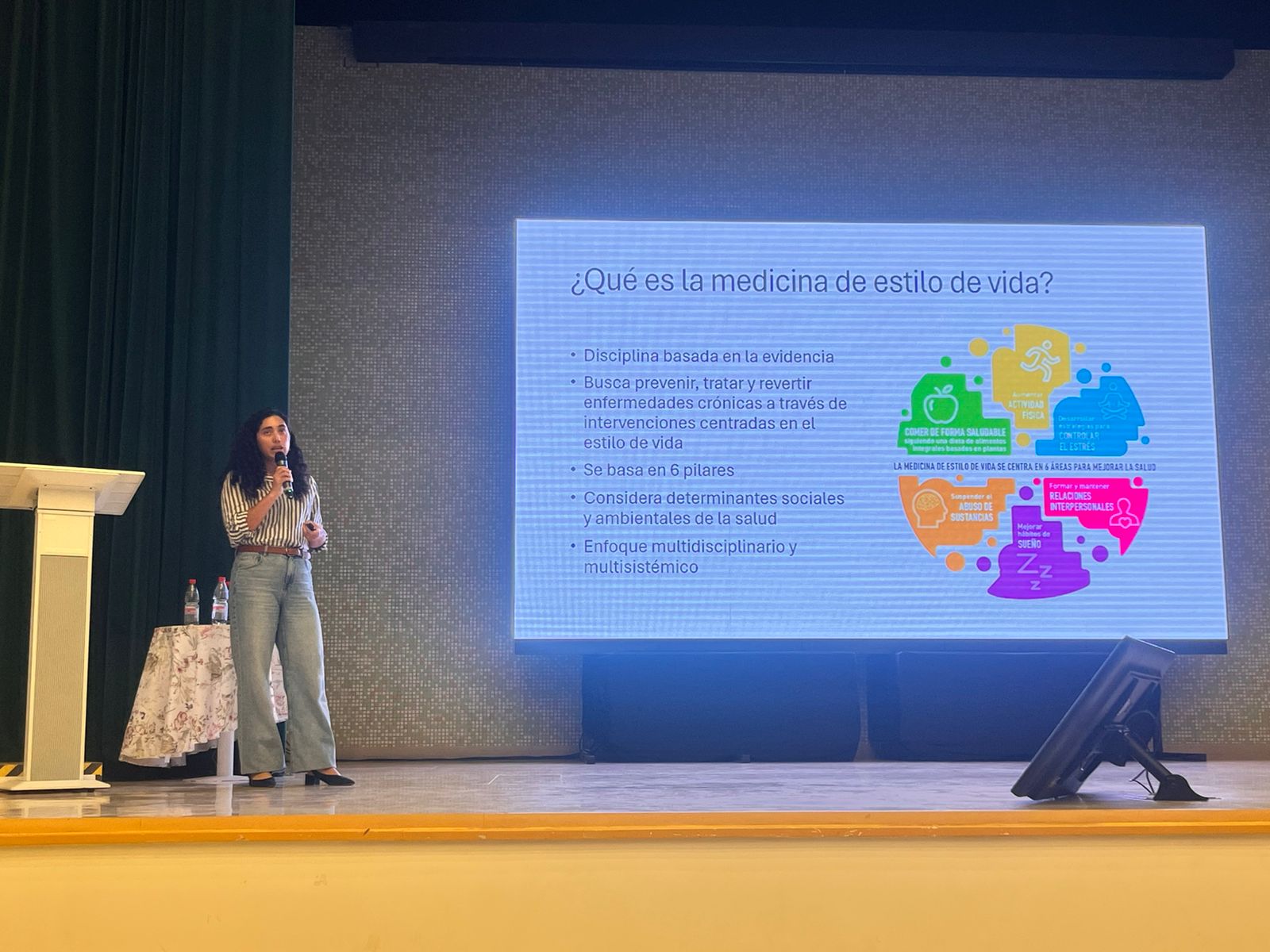 Geriatra de SOCHIMEV expone sobre medicina del estilo de vida y cáncer en Curso Regional de Oncogeriatría