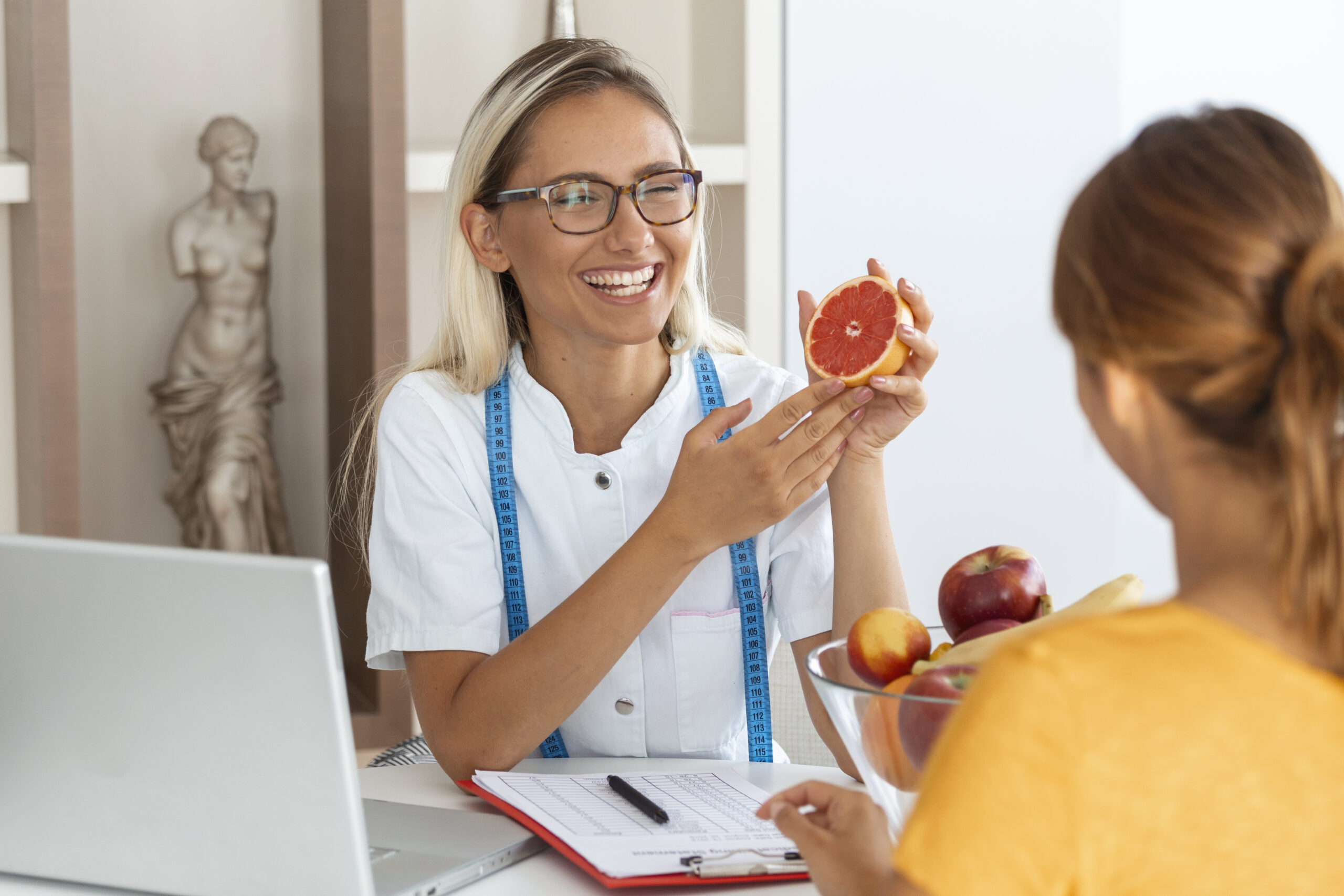 SOCHIMEV abre convocatoria para beca de certificación en Medicina del Estilo de Vida 2026